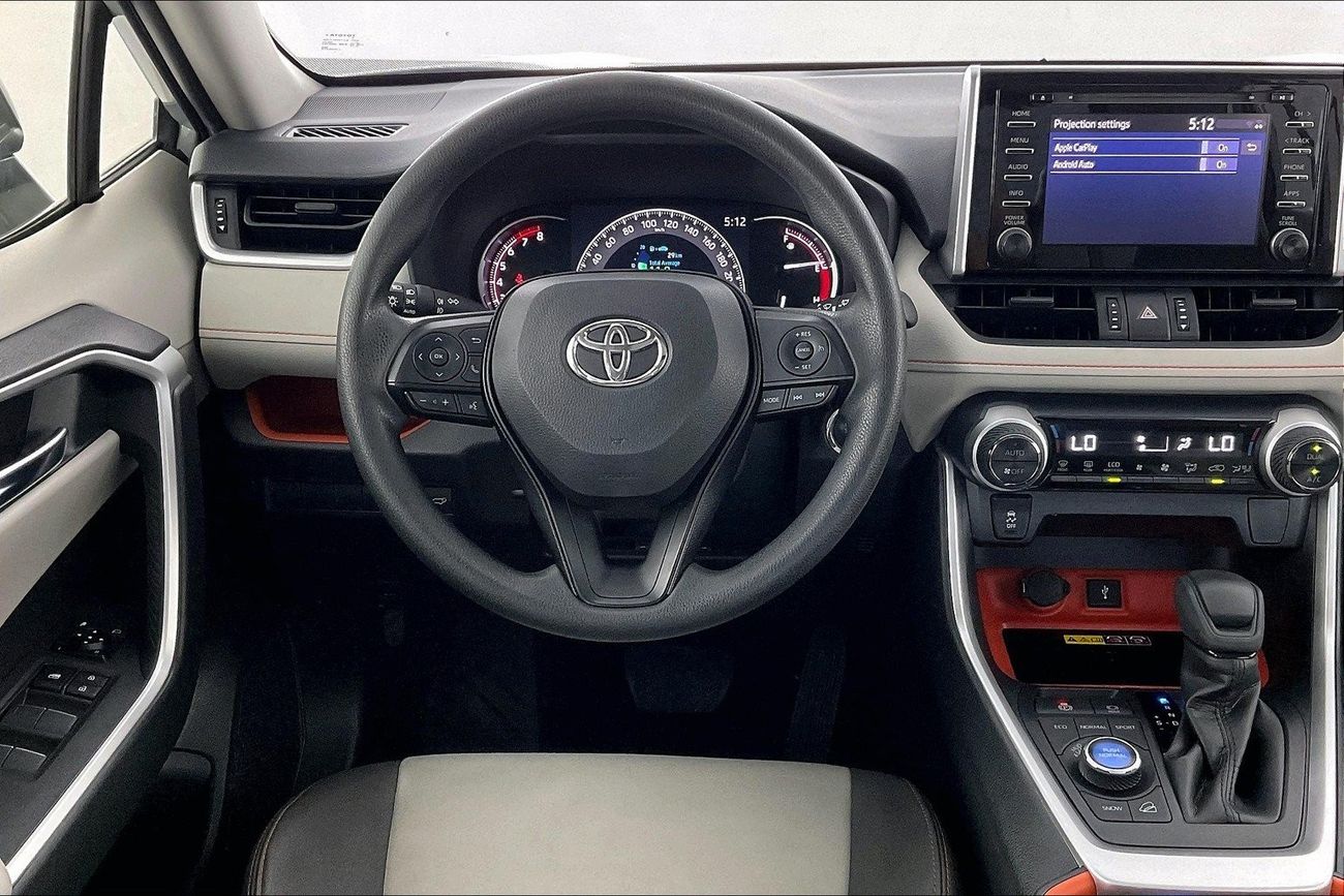 Chevrolet Captiva Premier | 1 year free warranty | 0 Down Payment