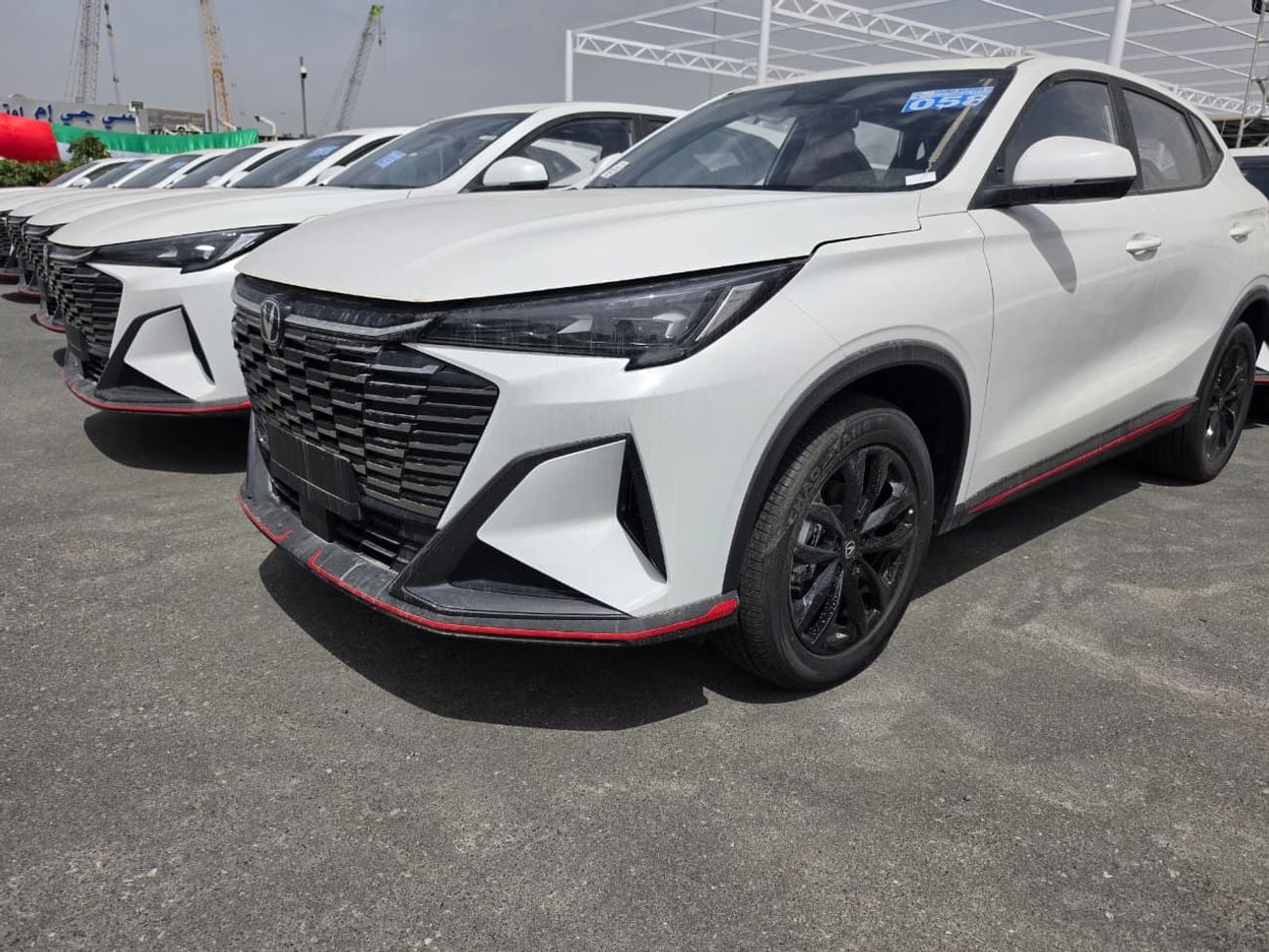 تشنجان x5 بلس Changan X5 Plus 2026 – فل أوبشن | 1.5 تيربو | أبيض / أحمر