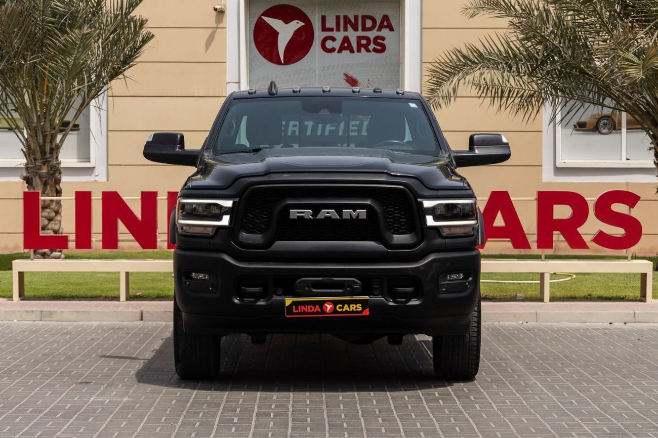 RAM 2500 Power Wagon 6.4L 4WD (5 Seater)
