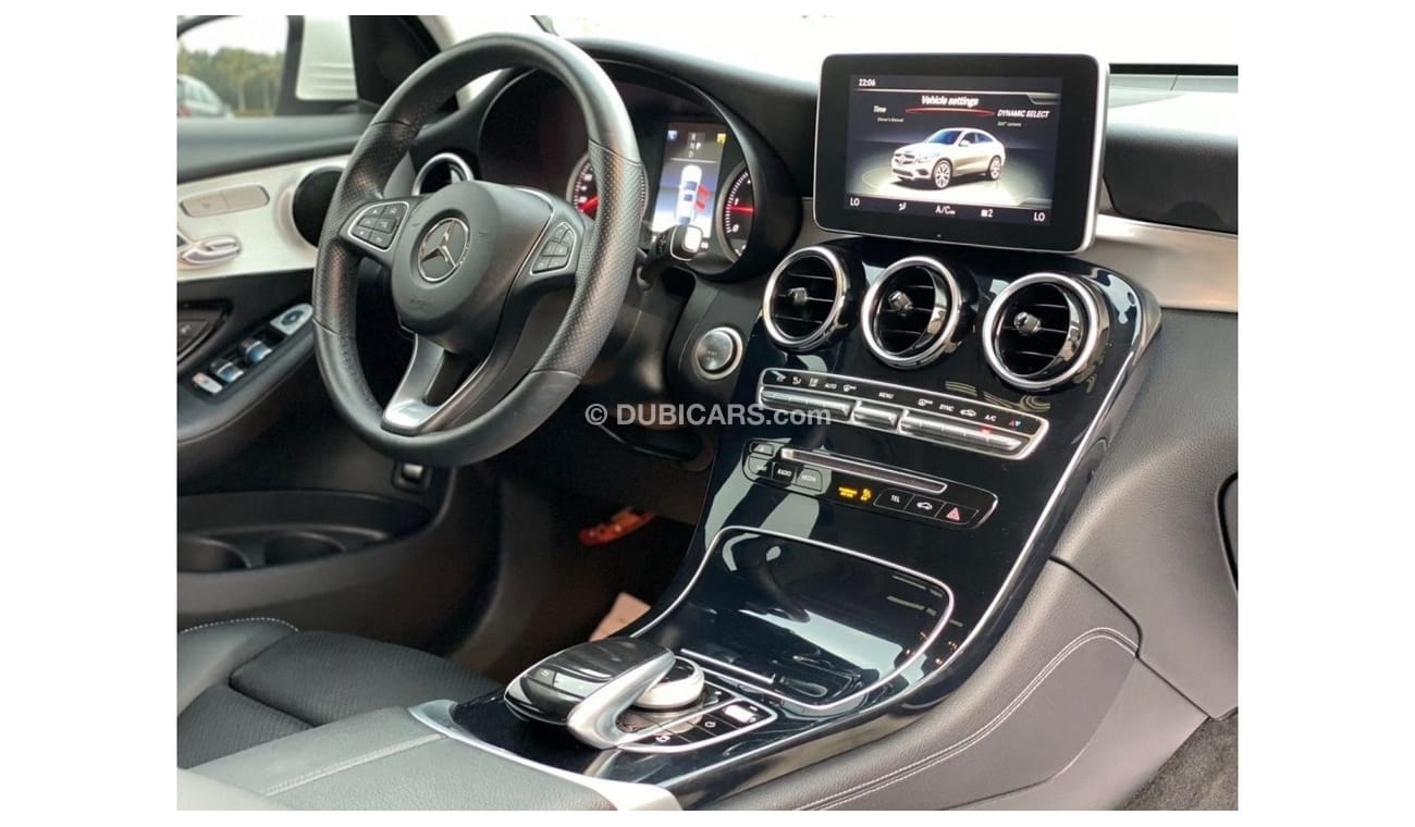 مرسيدس بنز GLC 220 d ميرسيدس GLC D 2018 مواصفات يابانية بحالة ممتازة