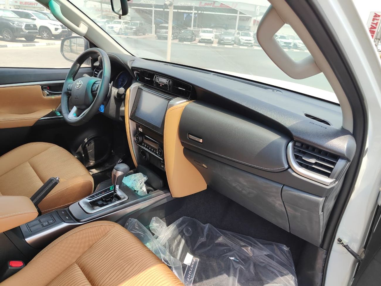 Toyota Fortuner 2024 Toyota Fortuner SR5 High-Option 7-Seater 2.4L 4-Cyl Turbo Diesel A/T 4x4 Export Only