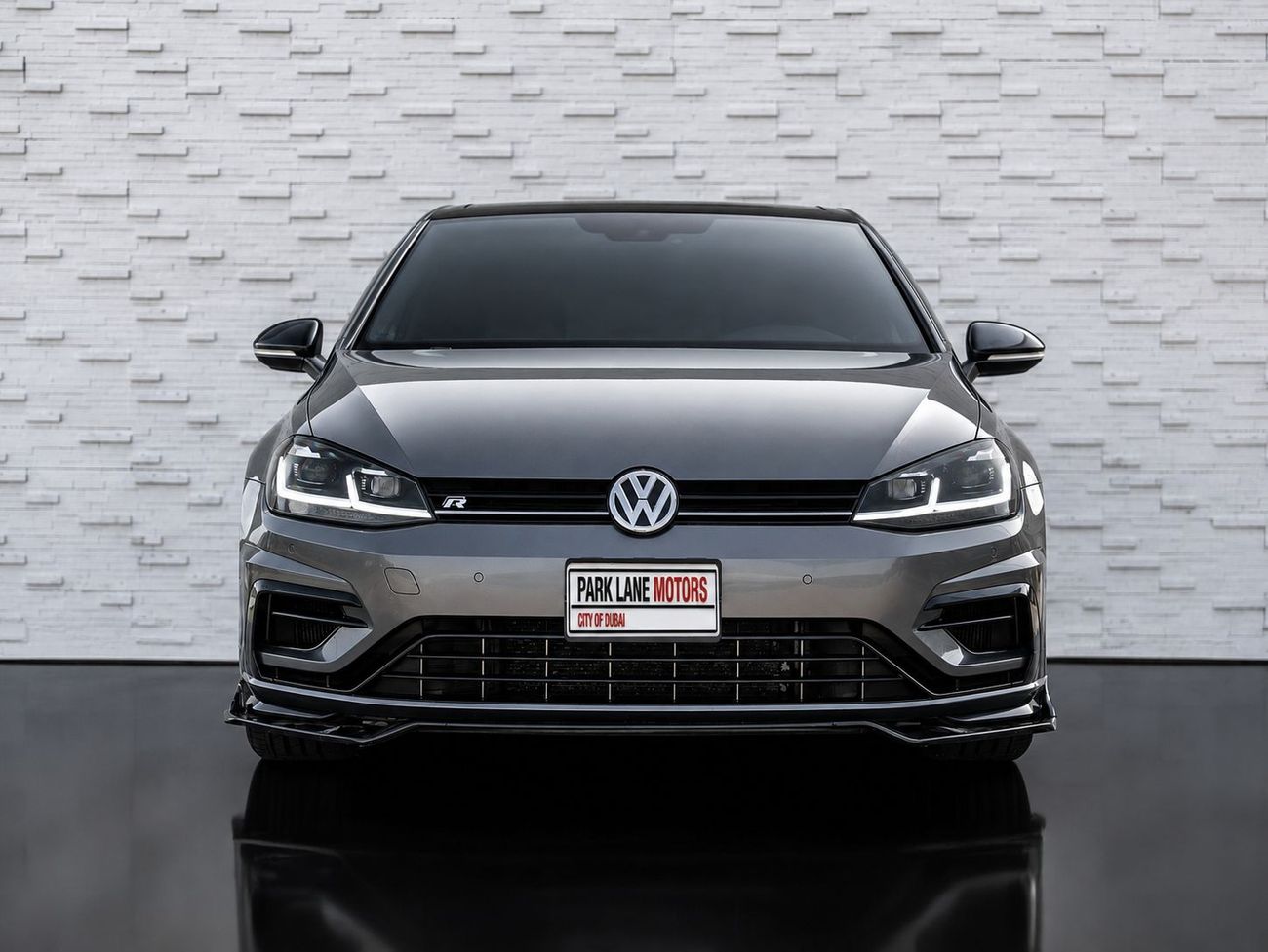 Volkswagen Golf R SPORT