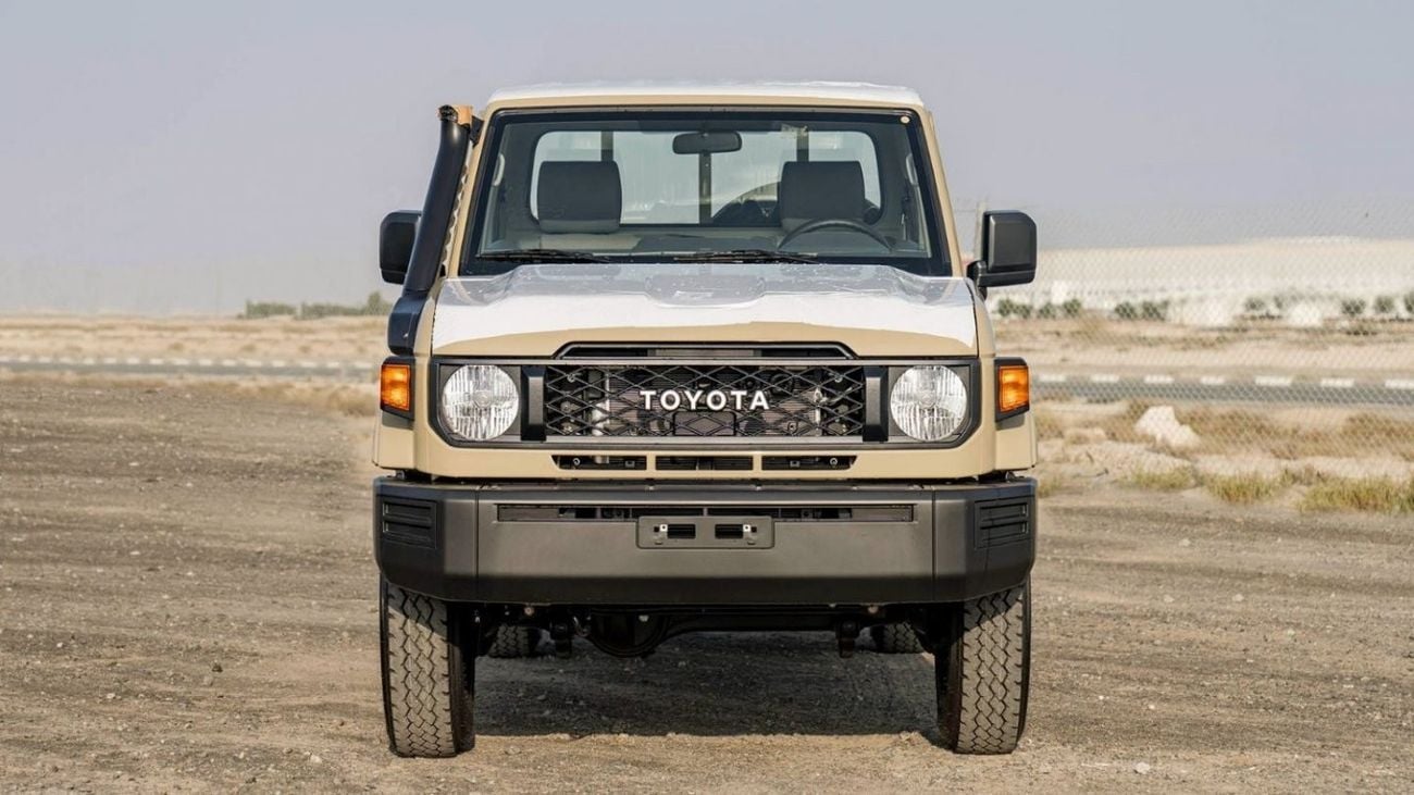 Toyota Land Cruiser Pick Up New Shape 2024YM V6 Petrol Available in stock