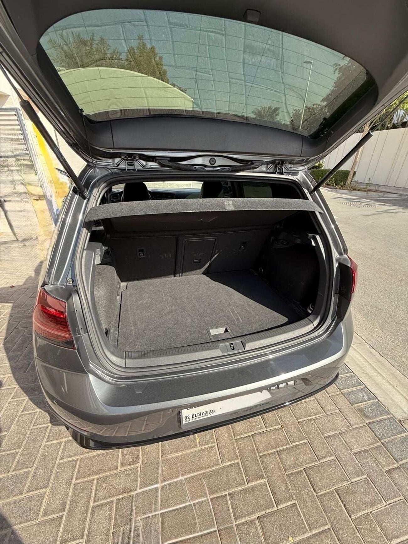 Volkswagen Golf R TSI -R