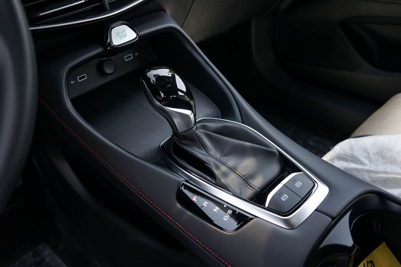 MG 5 NEW MG5 1.5L AUTOMATIC LUXURY MODEL 2025