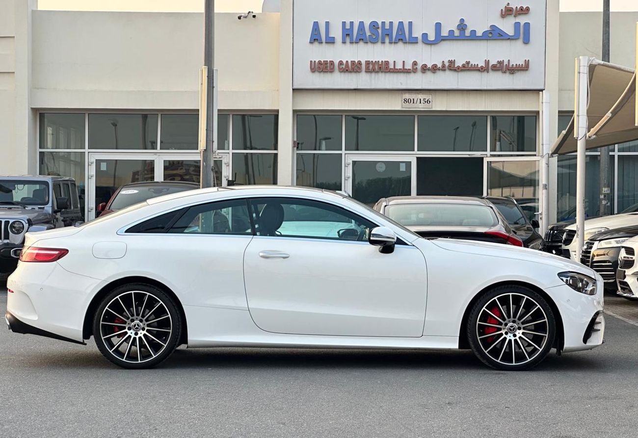 Mercedes-Benz E300 Coupe Mercedes E300_GCC_2019_Excellent Condition _Full option