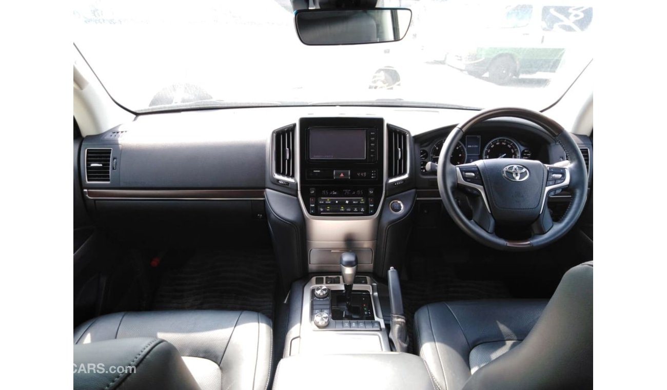 Toyota Land Cruiser Land Cruiser v8 RIGHT HAND DRIVE (Stock no PM36)