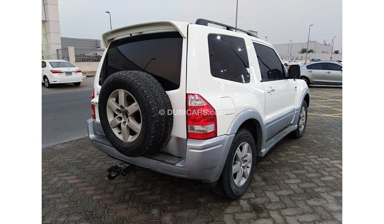 ميتسوبيشي باجيرو متسوبيشي باجيرو  2004