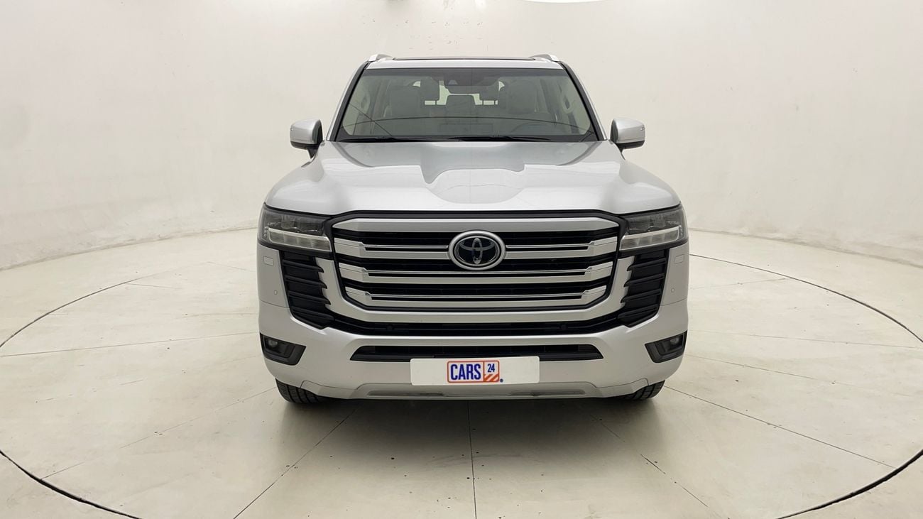 تويوتا لاند كروزر GXR 4 | بدون دفعة مقدمة | اختبار القيادة في المنزل