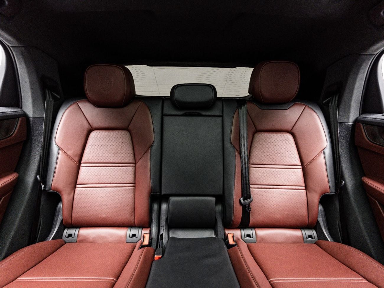 Porsche Cayenne 2025 Porsche Cayenne GTS Coupe, 4.0 TC V8, 4WD, 493bbhp, 8-Speed PDK