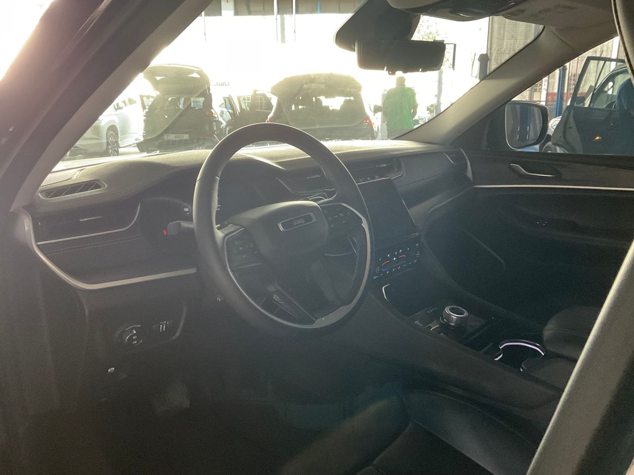 جيب شيروكي Limited Plus | National Day Celebration | شامل الضمان | 0 ﺪﻔﻋﺓ ﺃﻮﻟﻯ