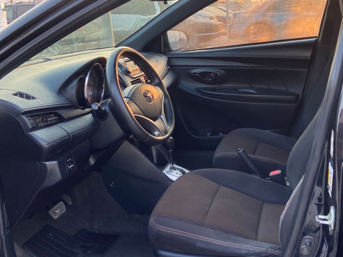 Toyota Yaris TOYOTA YARIS SE MODEL : 2016 MILEAGE : 129,000 K/M PRICE : 27,000 DIRHAMS GULF SPECIFICATIONS Withou