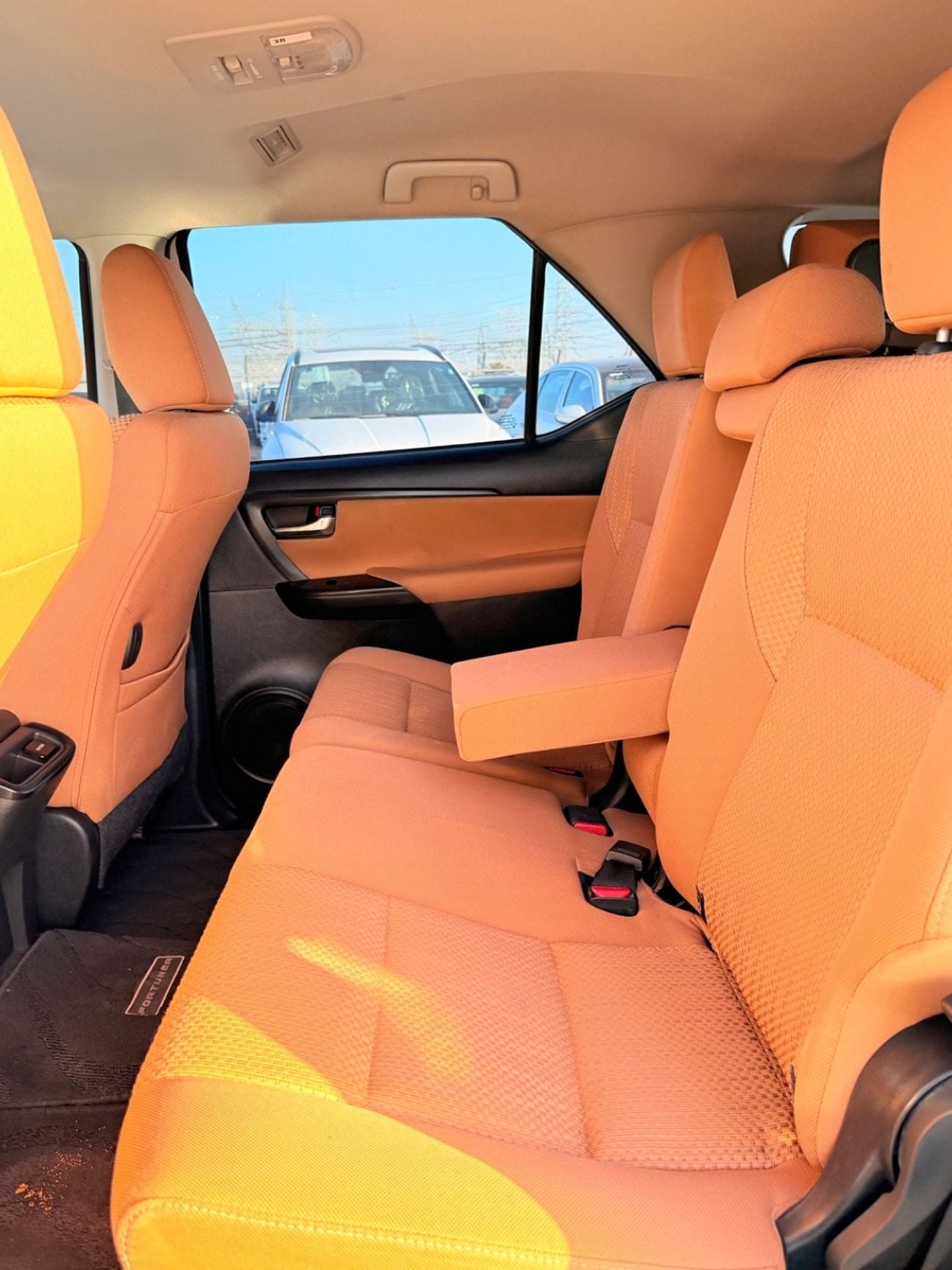 تويوتا فورتونر EXR 2.7L (164 HP)