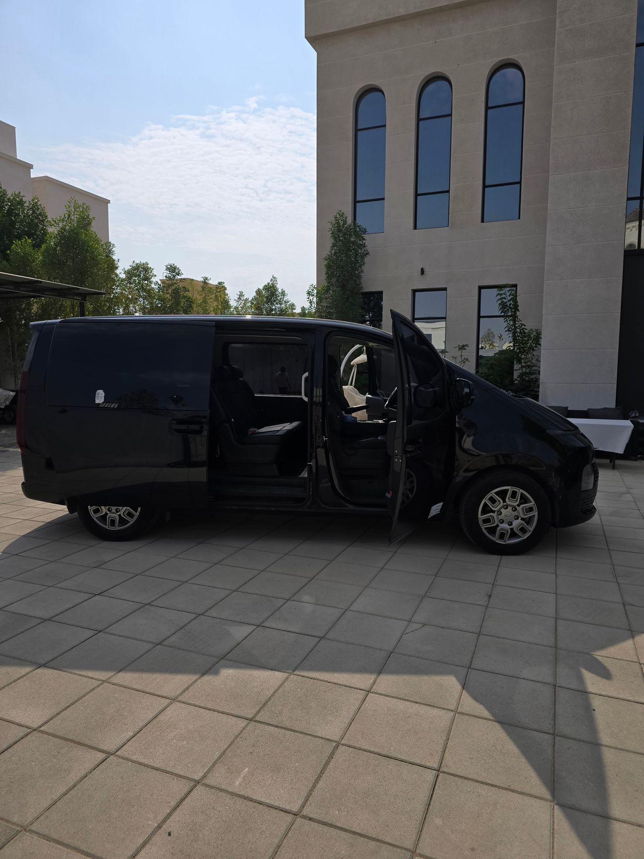 Hyundai Staria Premium