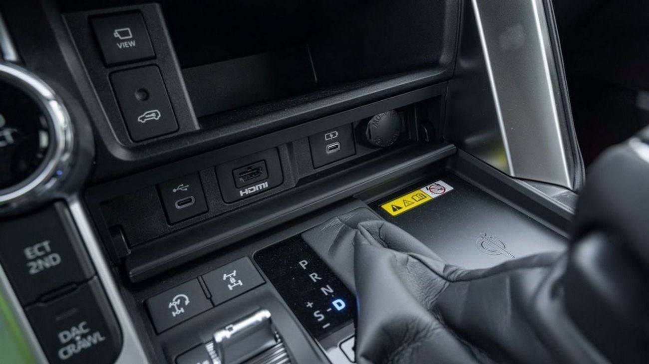 تويوتا لاند كروزر TOYOTA LAND CRUISER VX 4.0L 2025