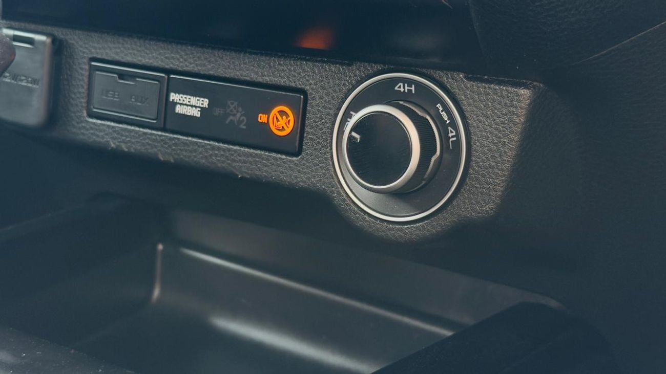 Isuzu DMax X-TERRAIN | AUTOMATIC | 3.0L DIESEL ENGINE | PUSH START | 2022