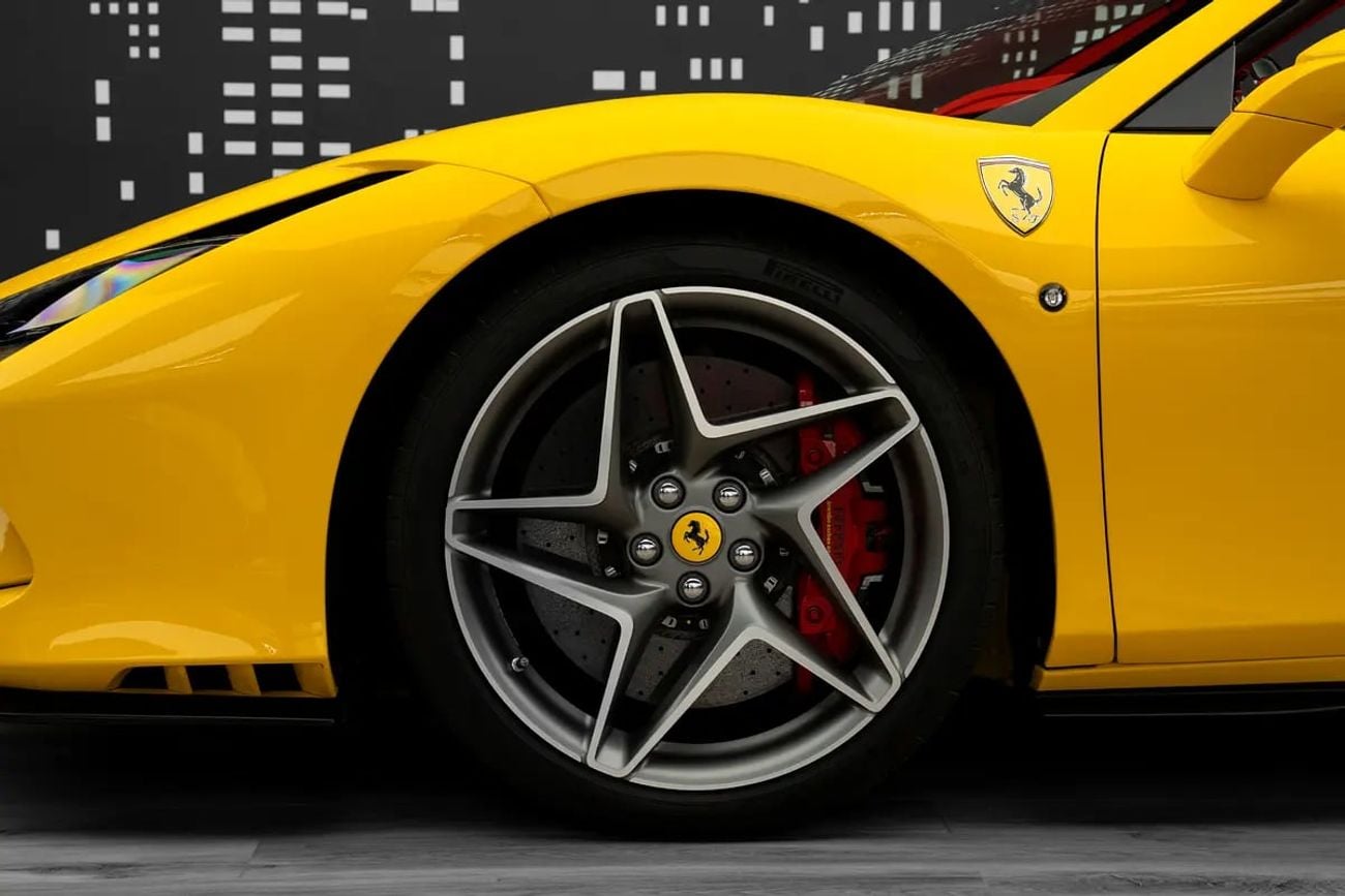 Ferrari F8 Spider FERRARI | F8 SPIDER | 2023MY | HIGHER SPECS STD