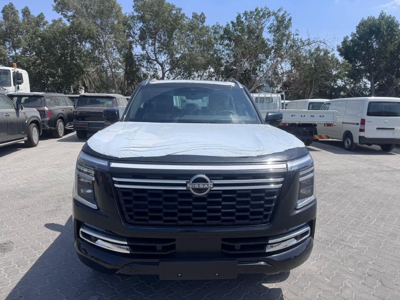 Nissan Patrol SE PLATINUM CITY 3.8L_2026_(BLACK/TAN)