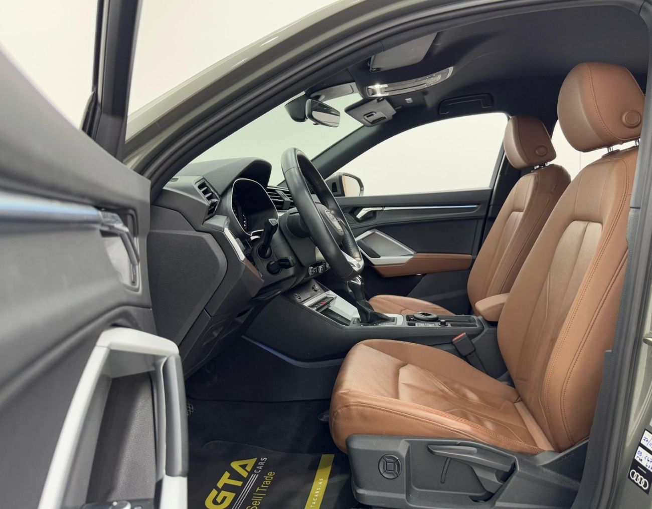 أودي Q3 40 TFSI quattro 2.0L SUV 2022 Audi Q3 40TFSI Quattro, 2026 Audi Warranty, 2025 Audi Service Pack, Lo