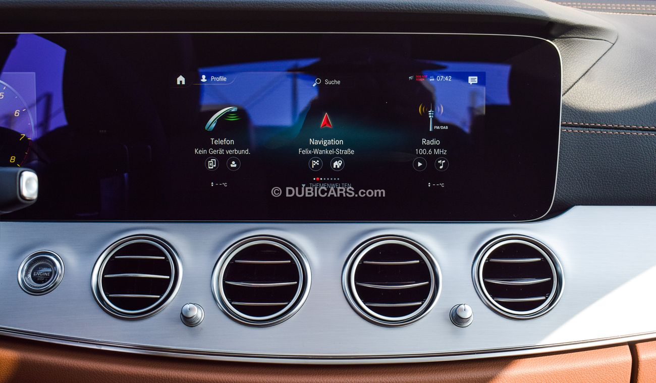 مرسيدس بنز E200 (افضل عرض)ميرسيدس E200 فل اوبشن مع بانوراما و ضمان دولي 2 سنه