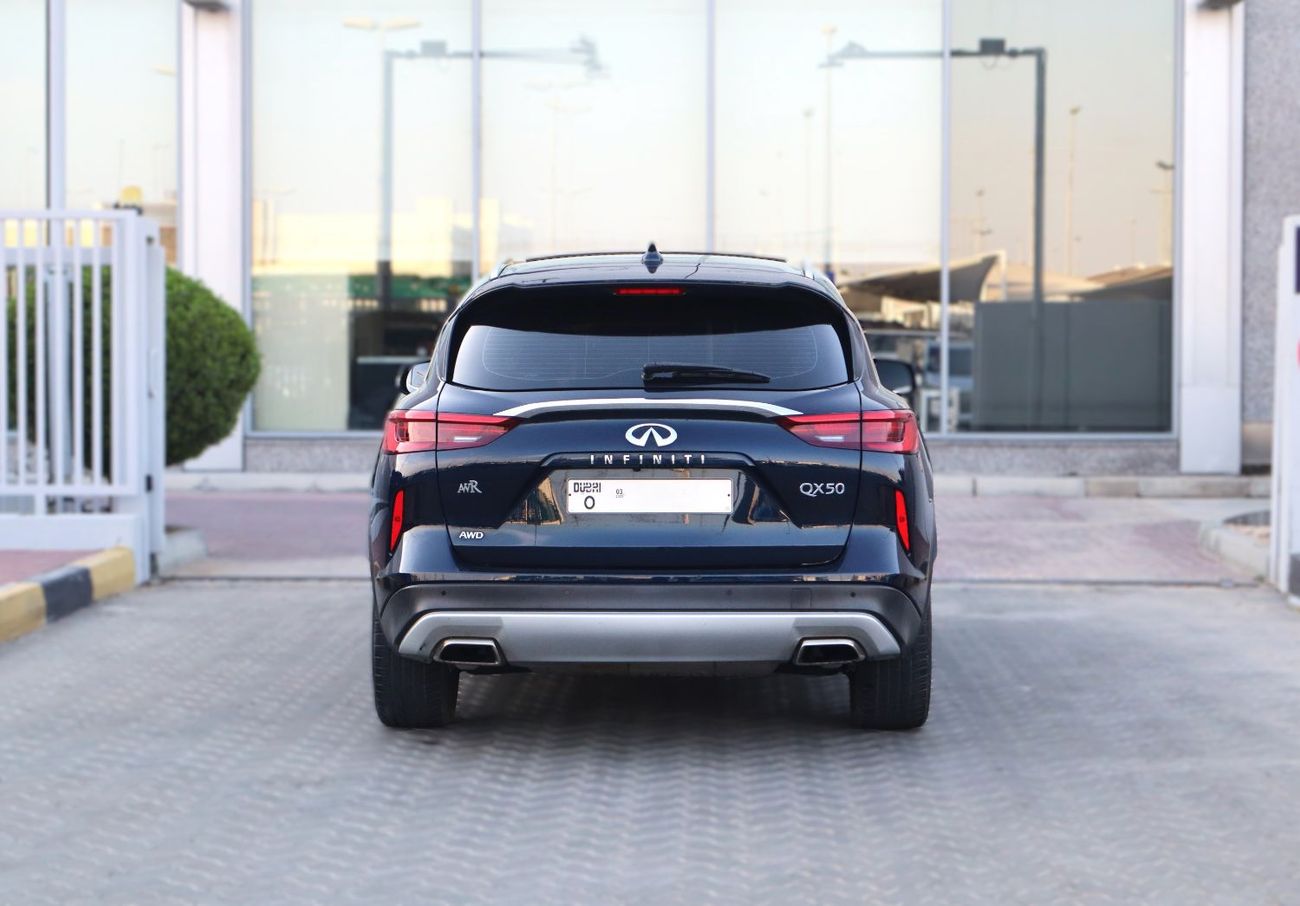 Infiniti QX50 Luxury 2.0L RWD