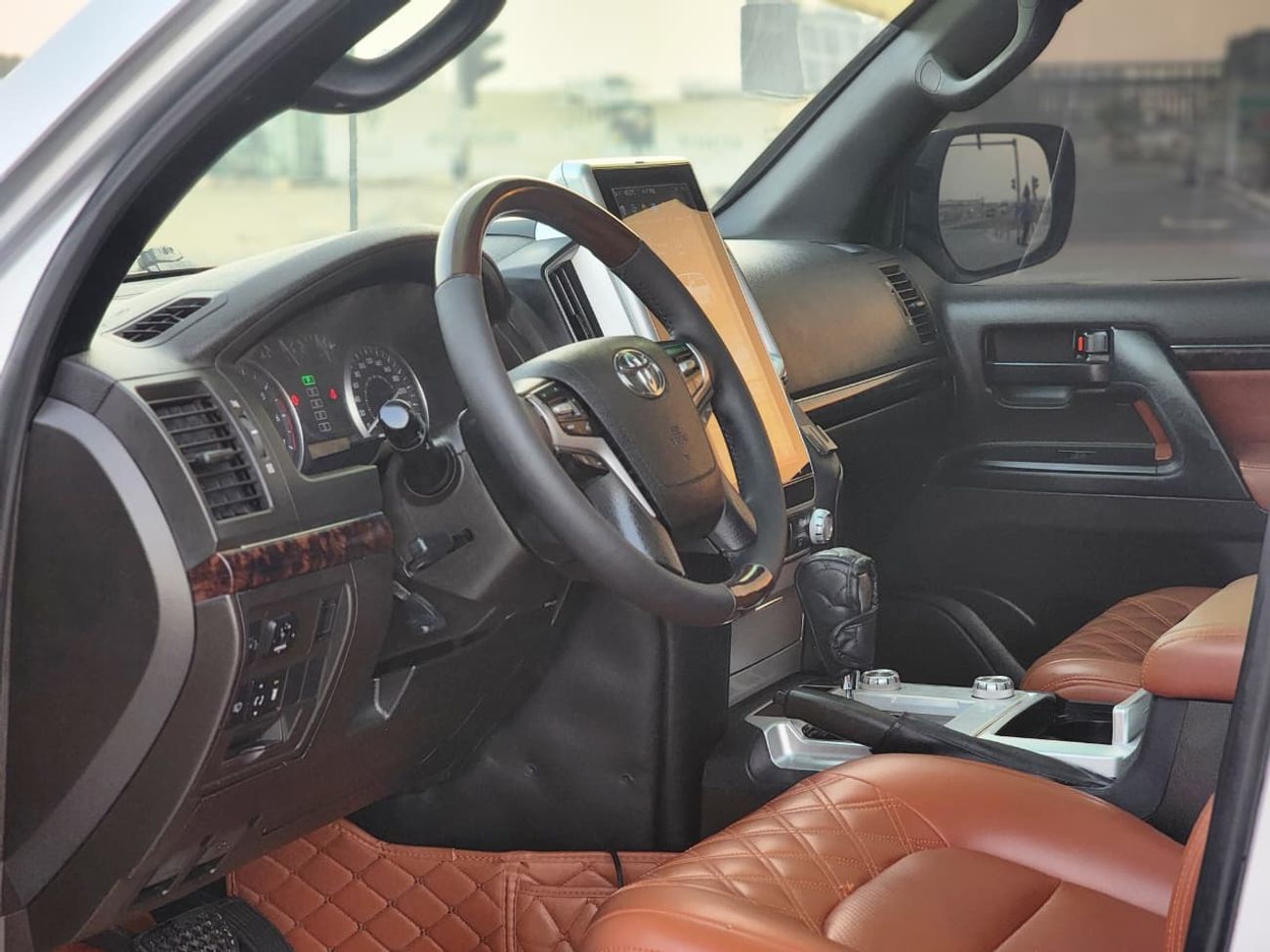 تويوتا لاند كروزر GXR V6 MODEL 2009 UPGRADE 2021