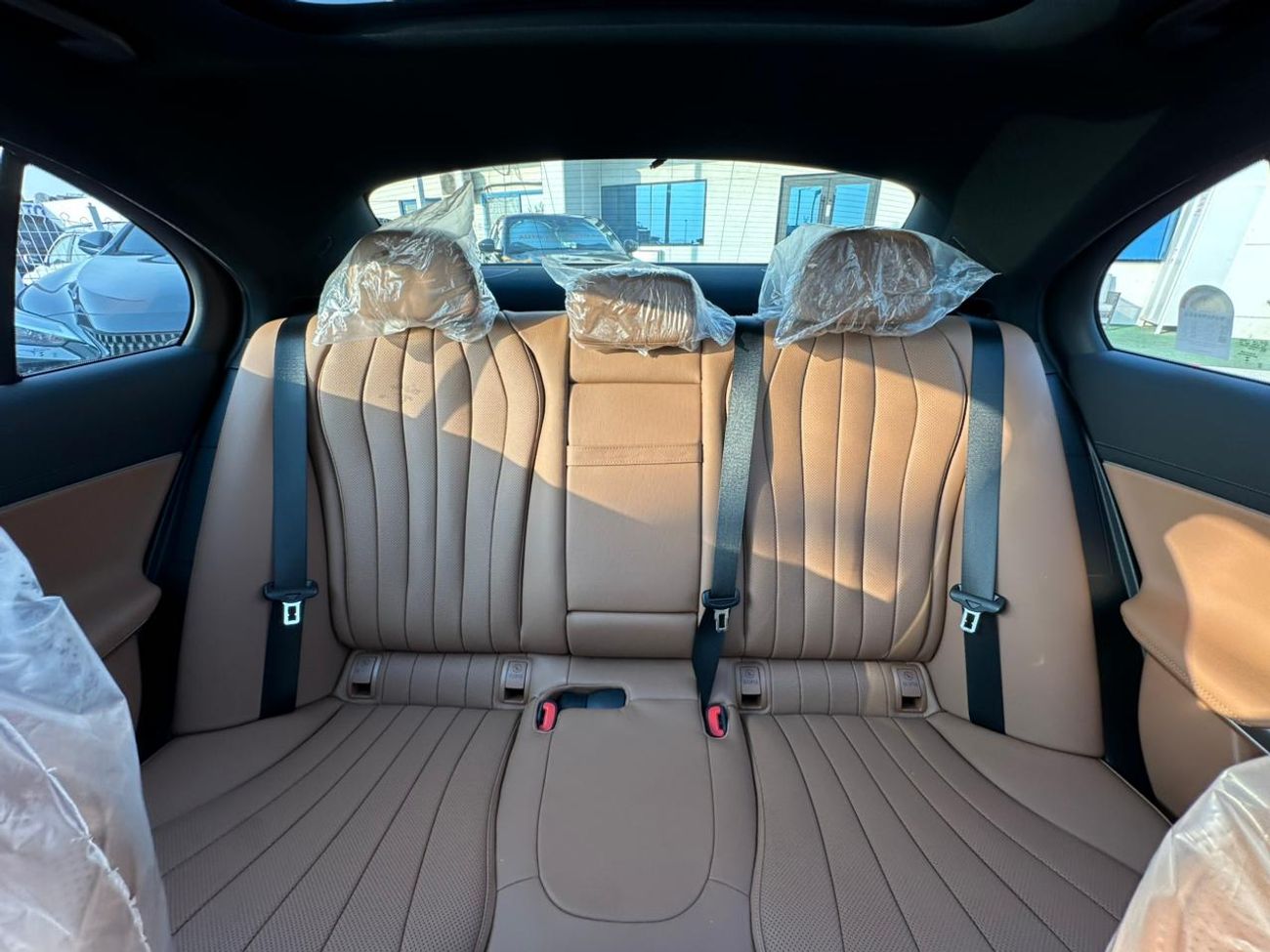 مرسيدس بنز E300 Brand NEW E300 AMG Exclusive in Stock