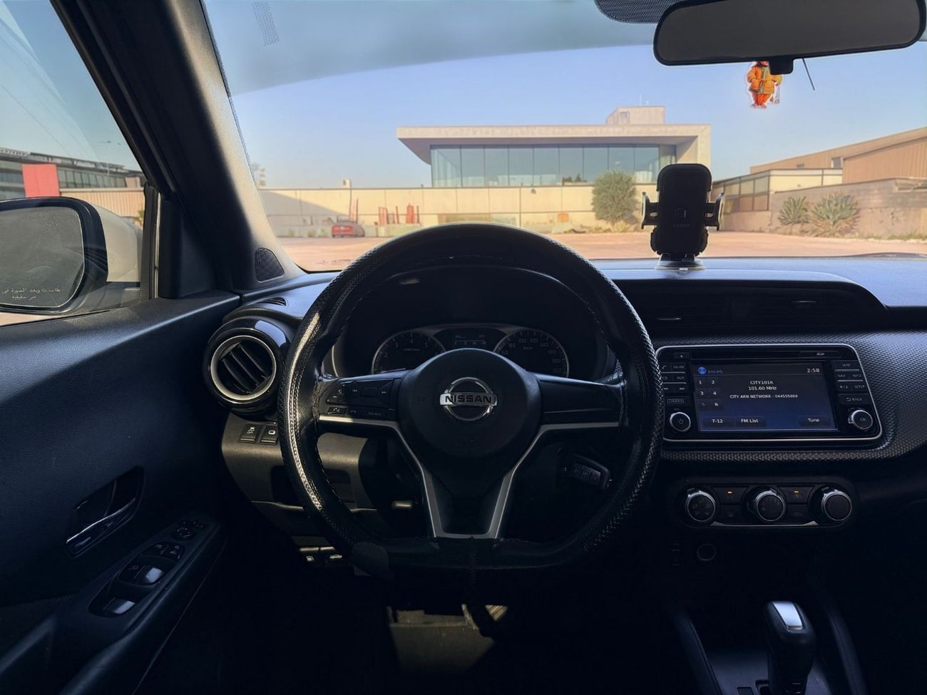 Nissan Kicks S 1.6L NISSAN KICKS | 1.6L I4 – ECONOMICAL & PRACTICAL | 2018 | GCC SPECS | AED 930 PER MONTH