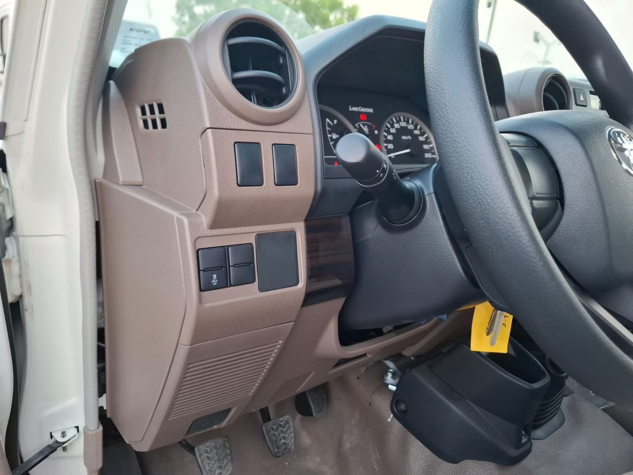 Toyota Land Cruiser 70 LC Hardtop 3 Door 2.8L 2025 MT M.W White Diesel