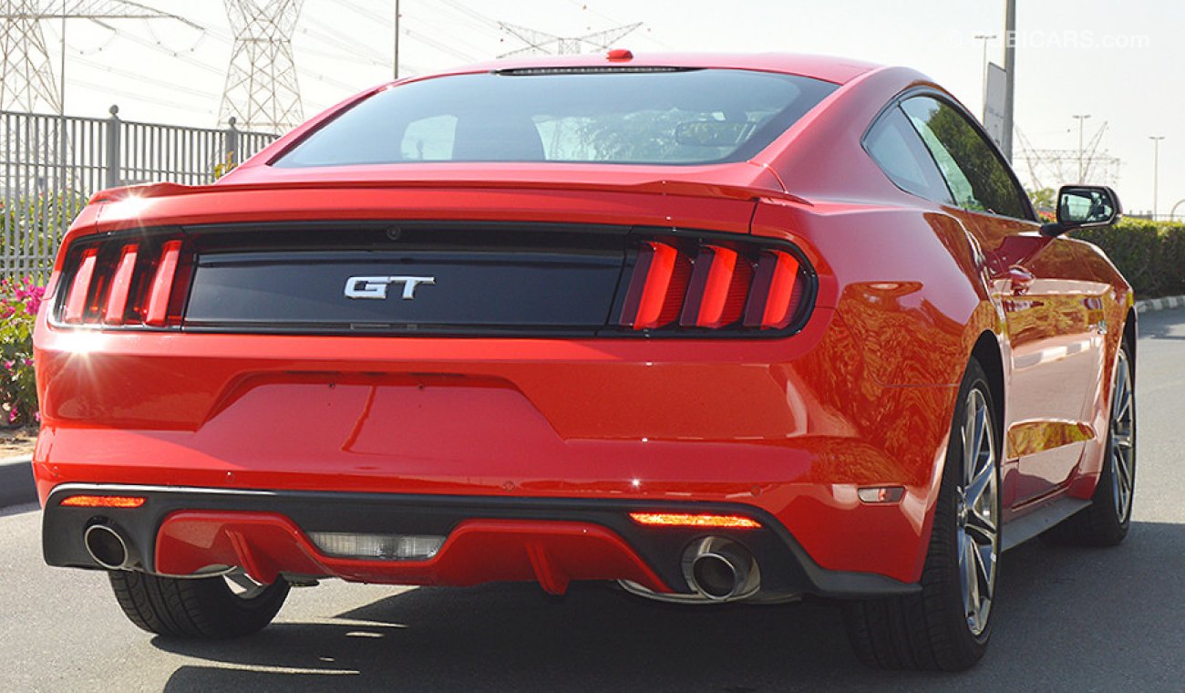 Ford Mustang GT Premium, 5.0L V8 0km