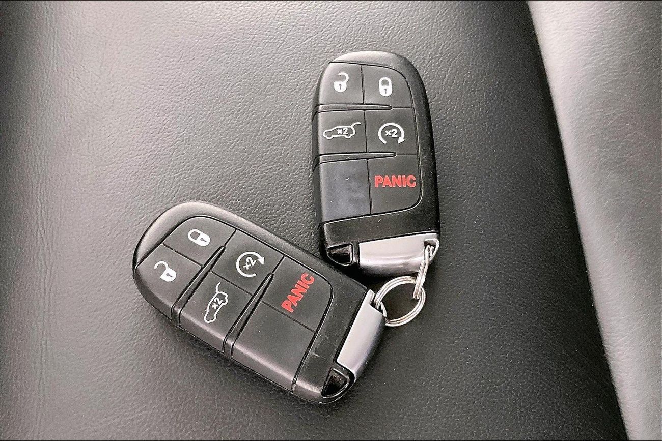 Mitsubishi Pajero Signature Edition| 1 year free warranty | Exclusive Eid offer