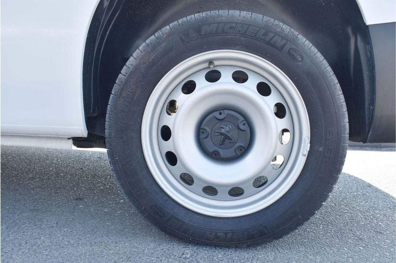 Peugeot Partner PARTNER VAN 1.6L M/T WITH CRUISE CONTROL