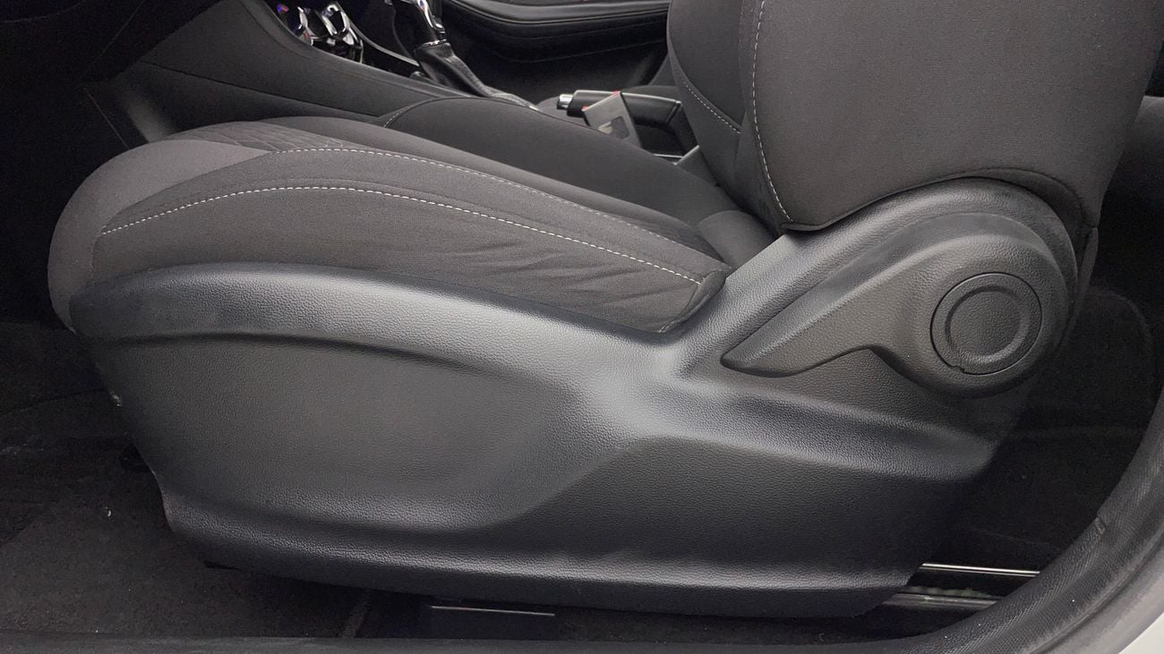 MG 5 STD 1.5 | Zero Down Payment | Free Home Test Drive