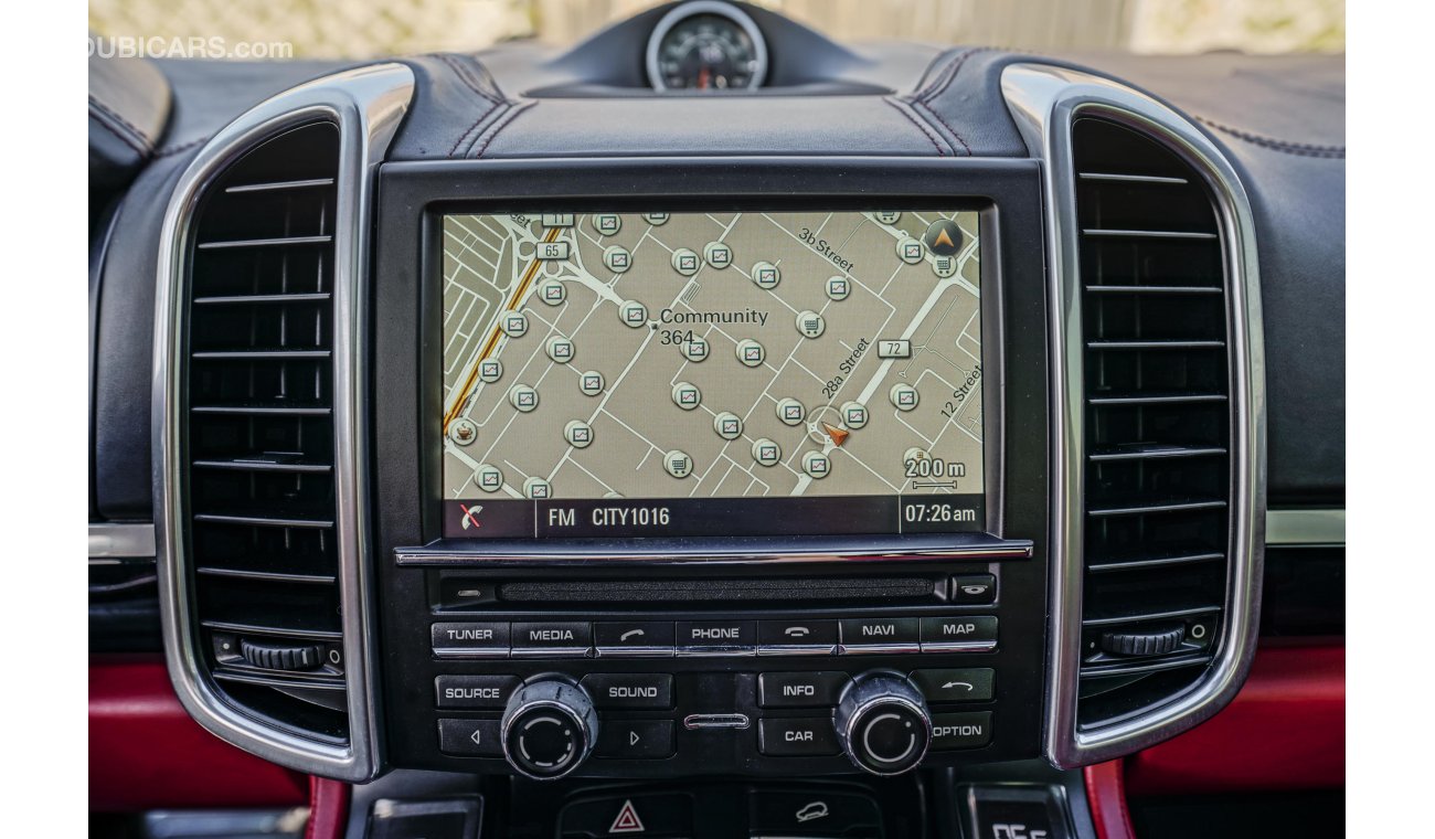 Porsche Cayenne | 2,722 P.M | 0% Downpayment | Full Option | Immaculate Condition!