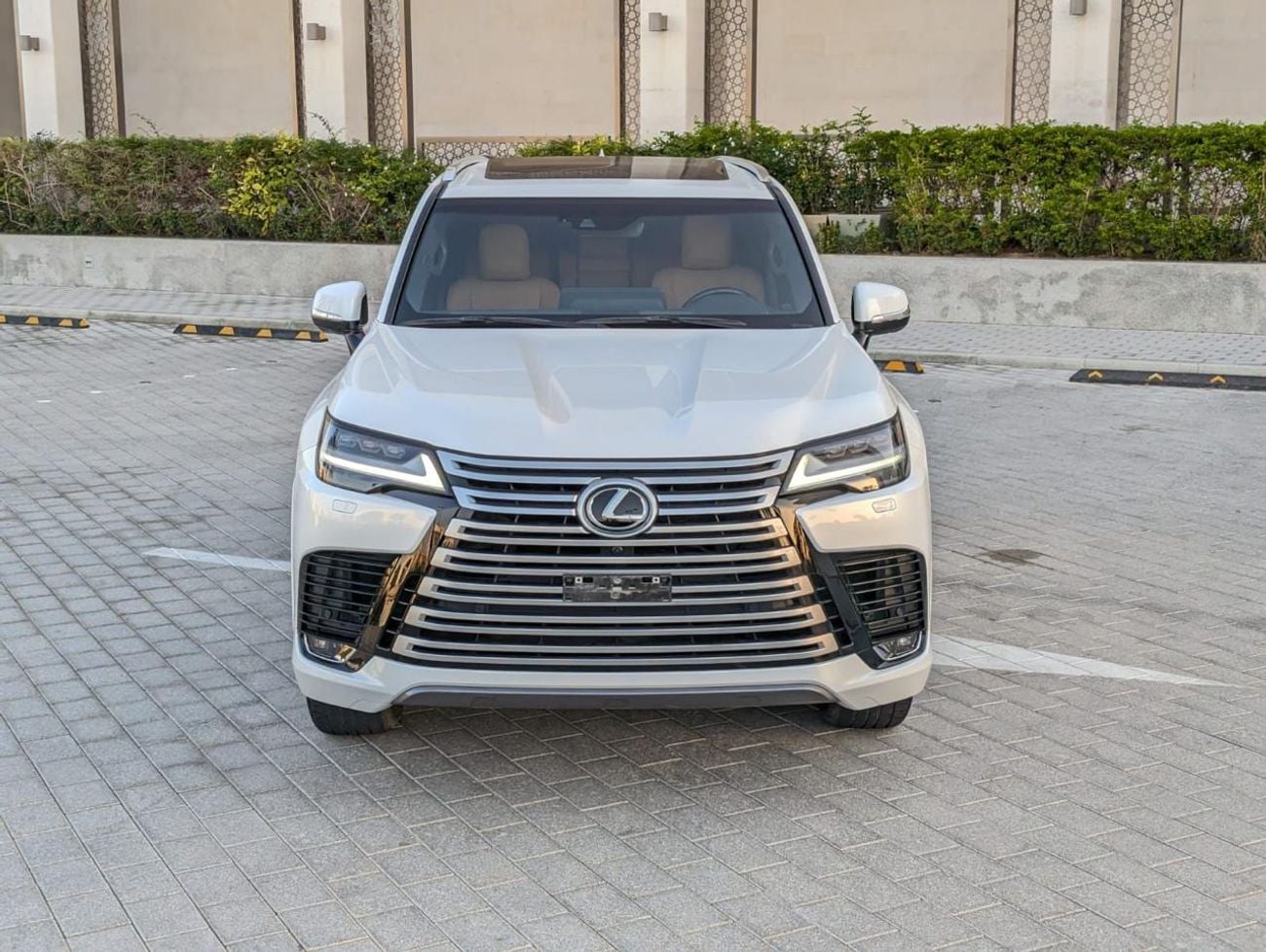 Lexus LX600 PRESTIGE