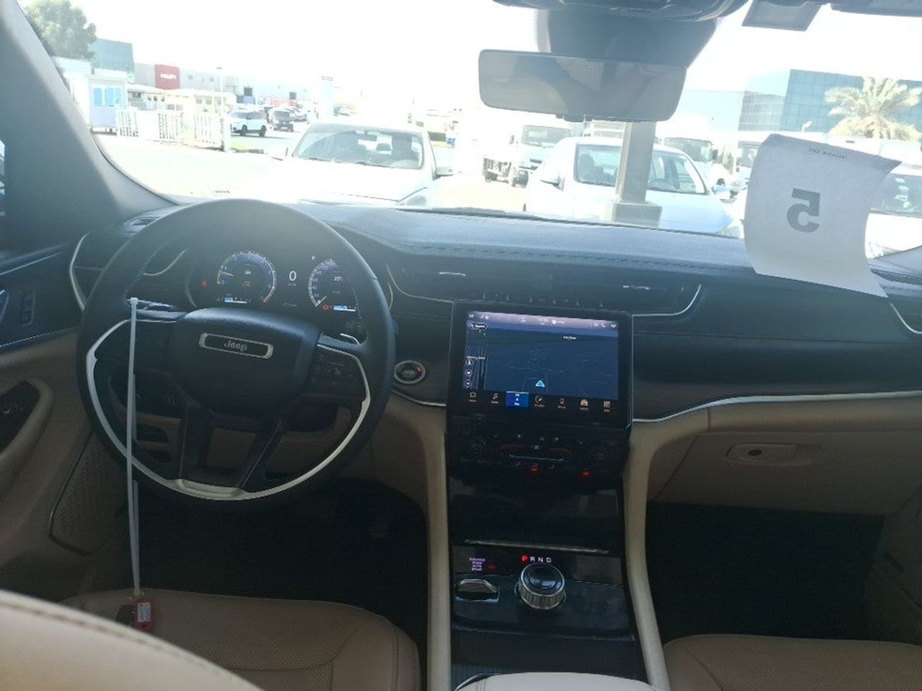 جيب جراند شيروكي LIMITED 3.6 | بدون دفعة مقدمة | اختبار القيادة في المنزل