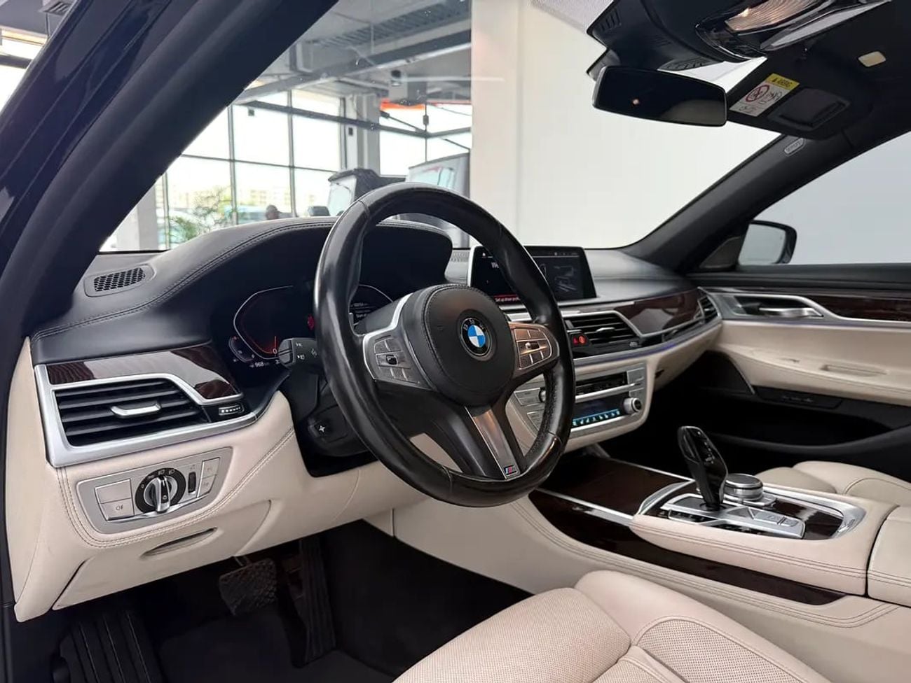 بي أم دبليو 730Li GCC Specs 730Li - Excellent Condition