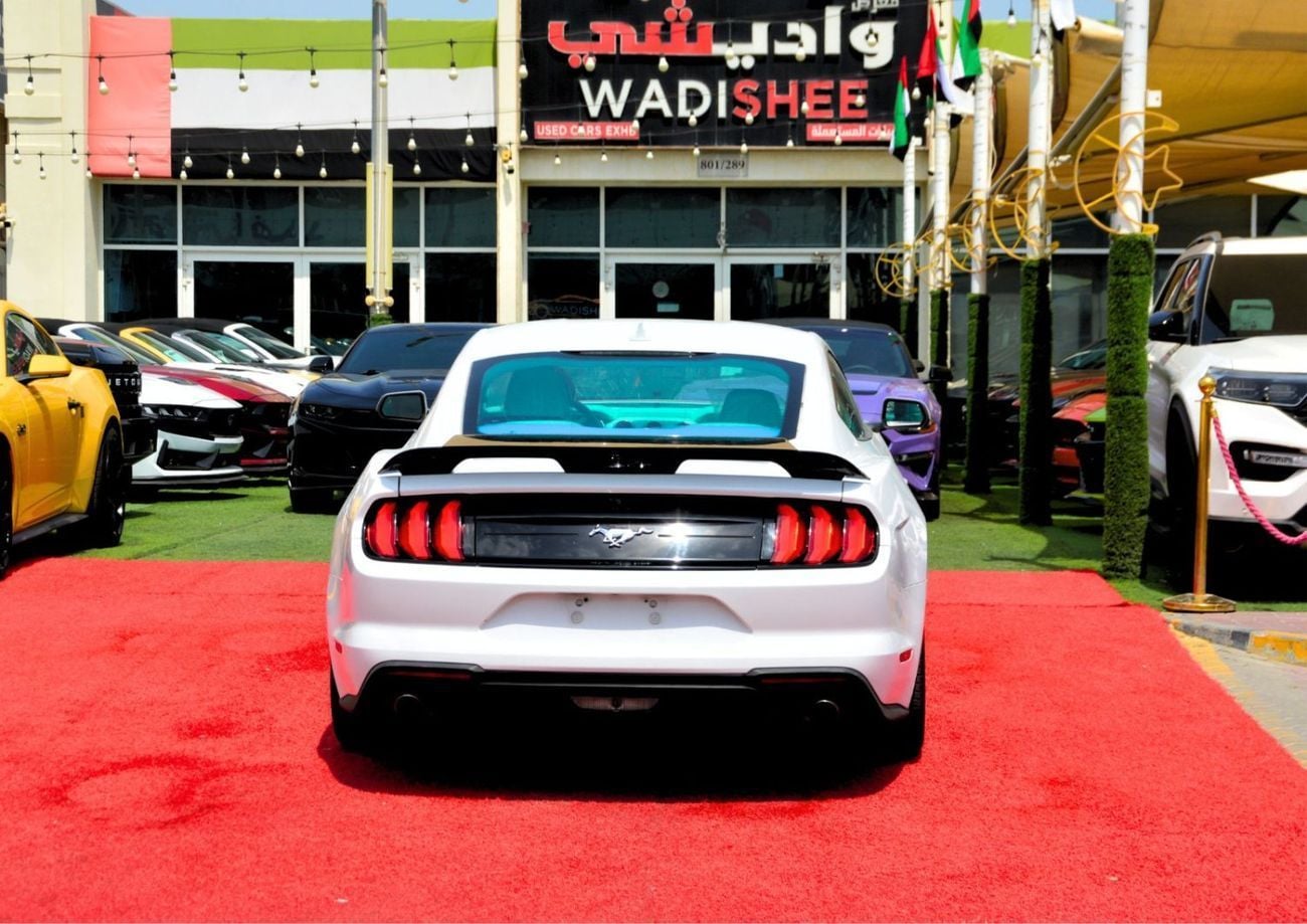 Ford Mustang STD
