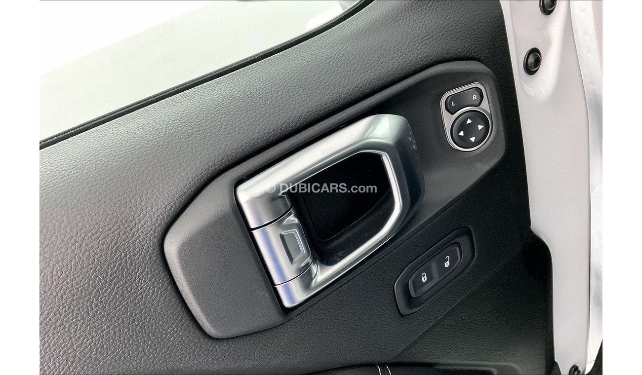 Jeep Wrangler Sahara Plus Unlimited | 1 year free warranty | 0 down payment | 7 day return policy