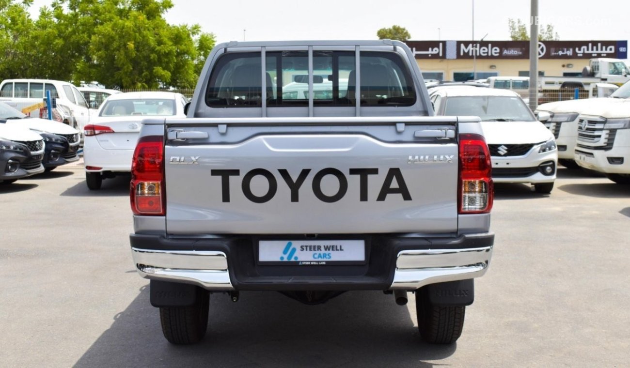 Toyota Hilux DLX  2.4 L 4X4 - DSL - M/T - WITH GCC SPECS AND EXPORT ONLY