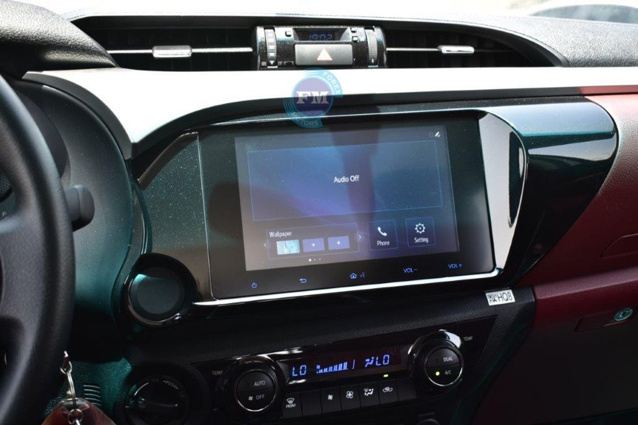 Toyota Hilux Double Cab GLX 2.7L 4WD 5 Seater Manual