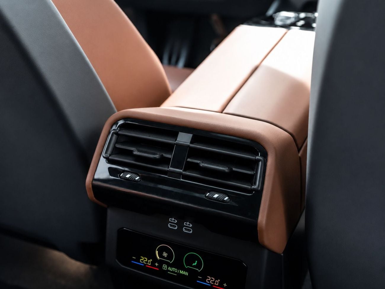 BMW 5 Series M SPORT, миниатюра 20