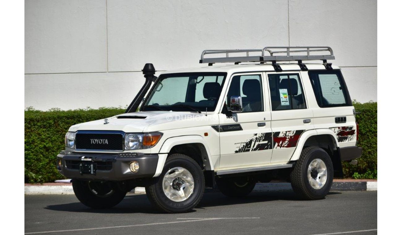Toyota Land Cruiser 70 LX LIMITED V8 4.5L TD MT