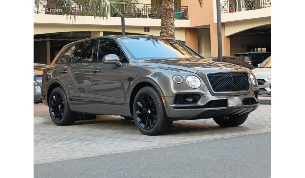 Bentley Bentayga Signature Edition, Canadian Specs, Clean Title  (LOT # 19002)