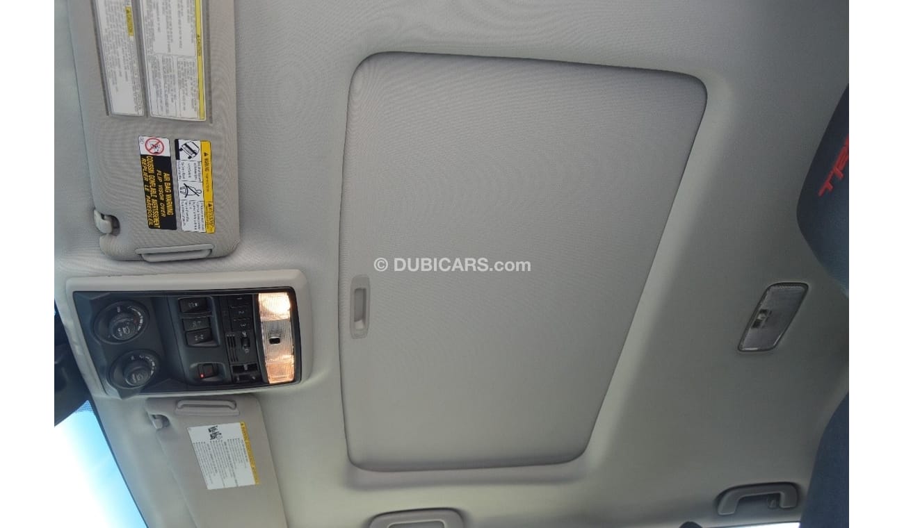 Toyota 4Runner TRD Of road full option Clean Car