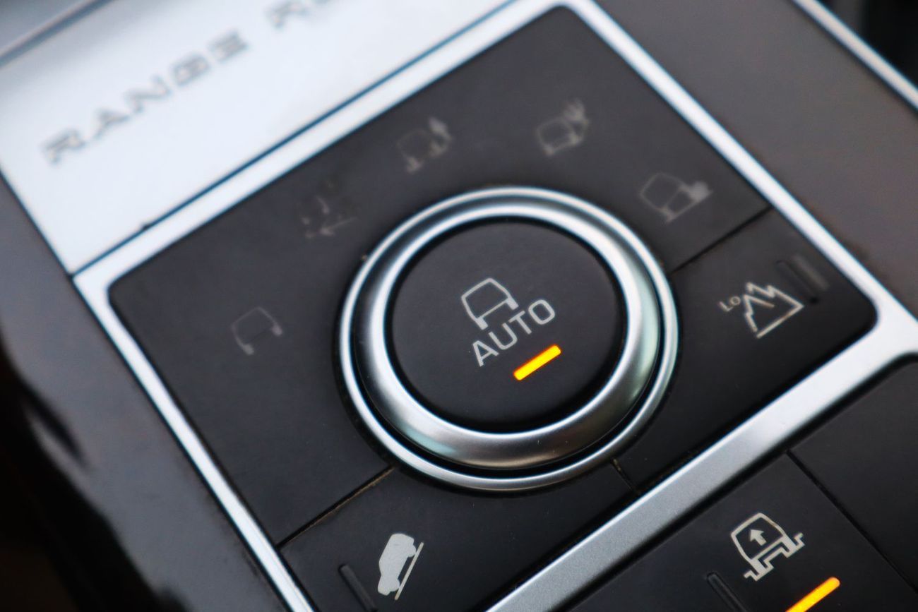 Land Rover Range Rover Vogue SE 5.0L