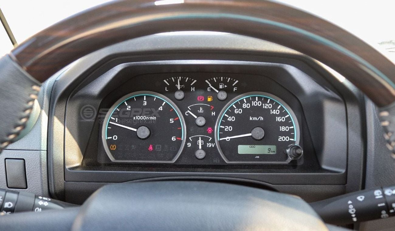 Toyota Land Cruiser 70 2025 Model Toyota Land Cruiser Hardtop LC76, 2.8L Diesel 4WD 5M/T