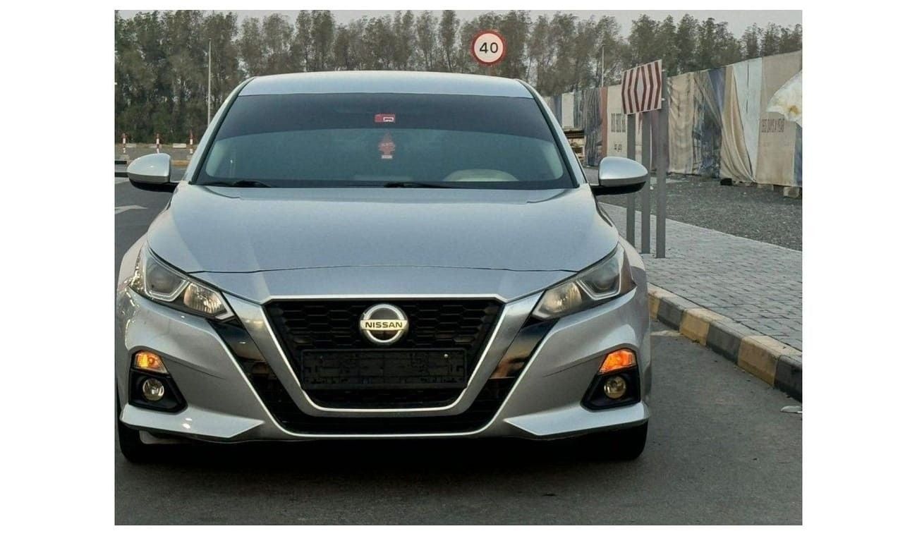 نيسان ألتيما 2.5 SV In excellent condition and requires no expenses