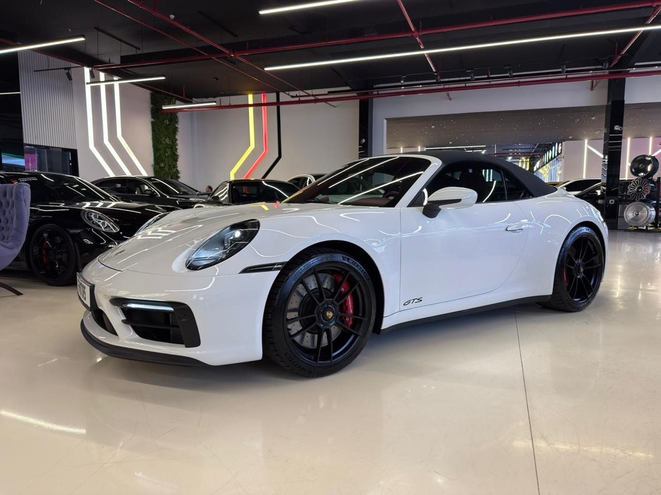 Porsche 911 Carrera GTS 3.0L (450 HP) Convertible 2023 Porsche 911 Carrera GTS - Perfect Condition - Dealer Warr