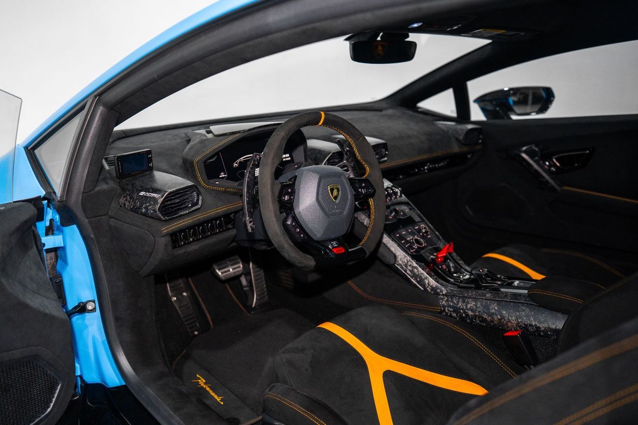 Lamborghini Huracan HURACAN PERFORMANTE LP 640- 4 | VERY LOW MILEAGE | FORGED CARBON INT AND EXT | FULL OPTIONS